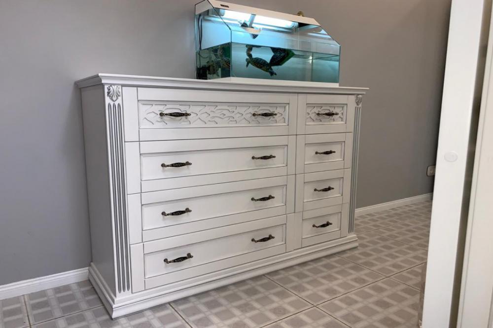 Комод «Патра 3» из массива дерева