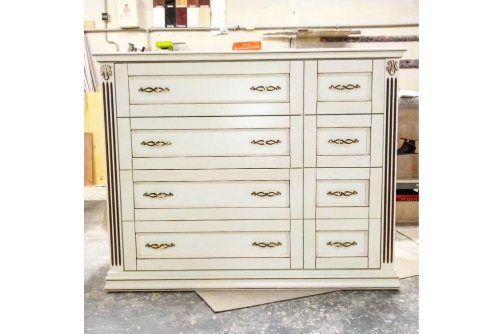 Комод «Патра 3» из массива дерева