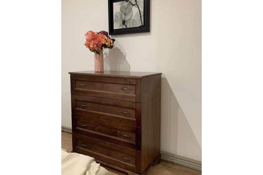 Комод «Халкида 4» из массива дерева