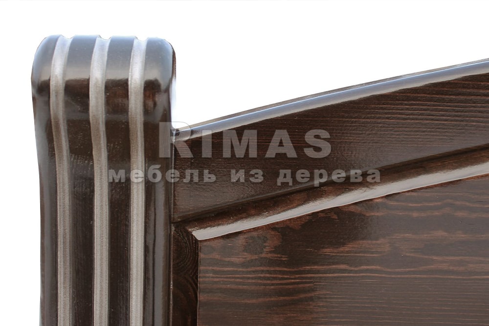 Кровать «Сиена» из массива дерева