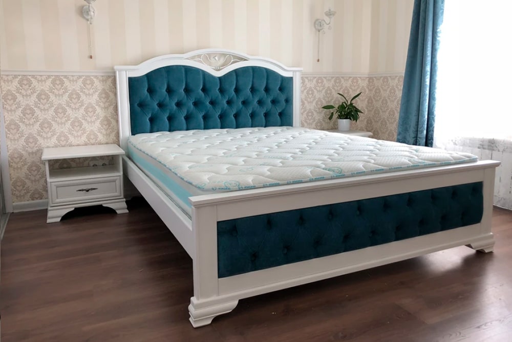 Кровать «Генуя тахта» из массива дерева