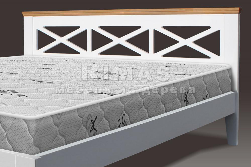 Кровать «Леруа» из массива дерева