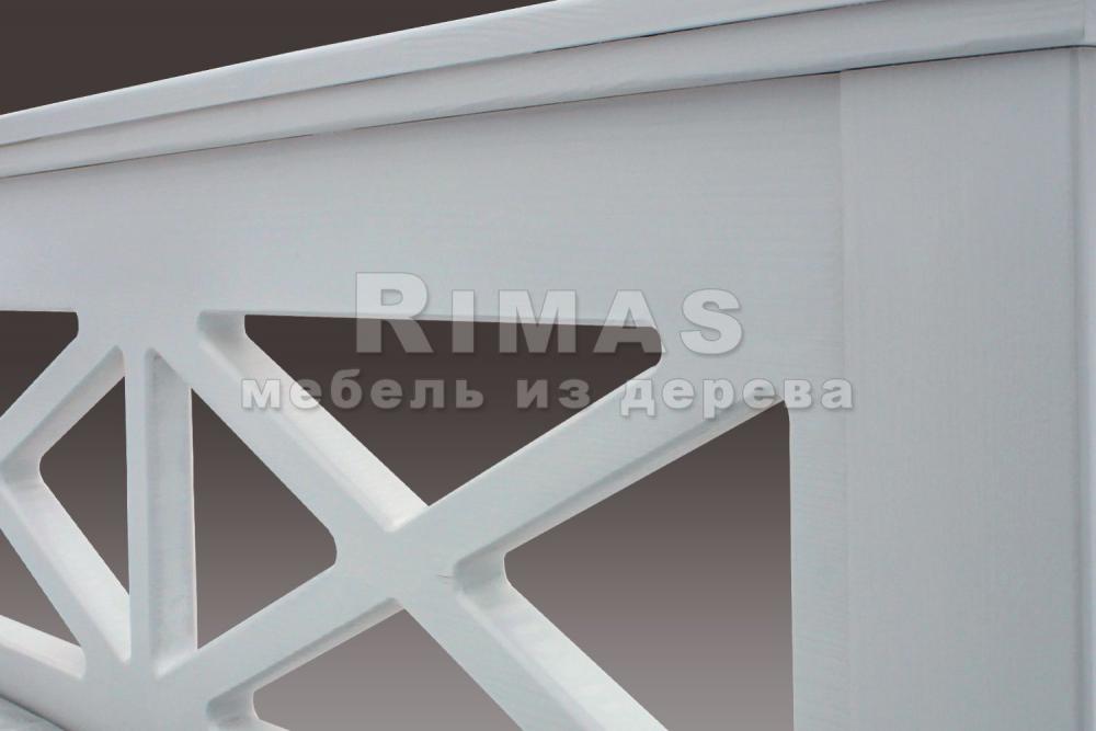 Кровать «Леруа» из массива дерева