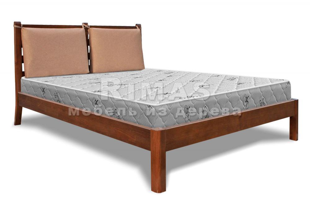 Кровать «Марта» из массива дерева