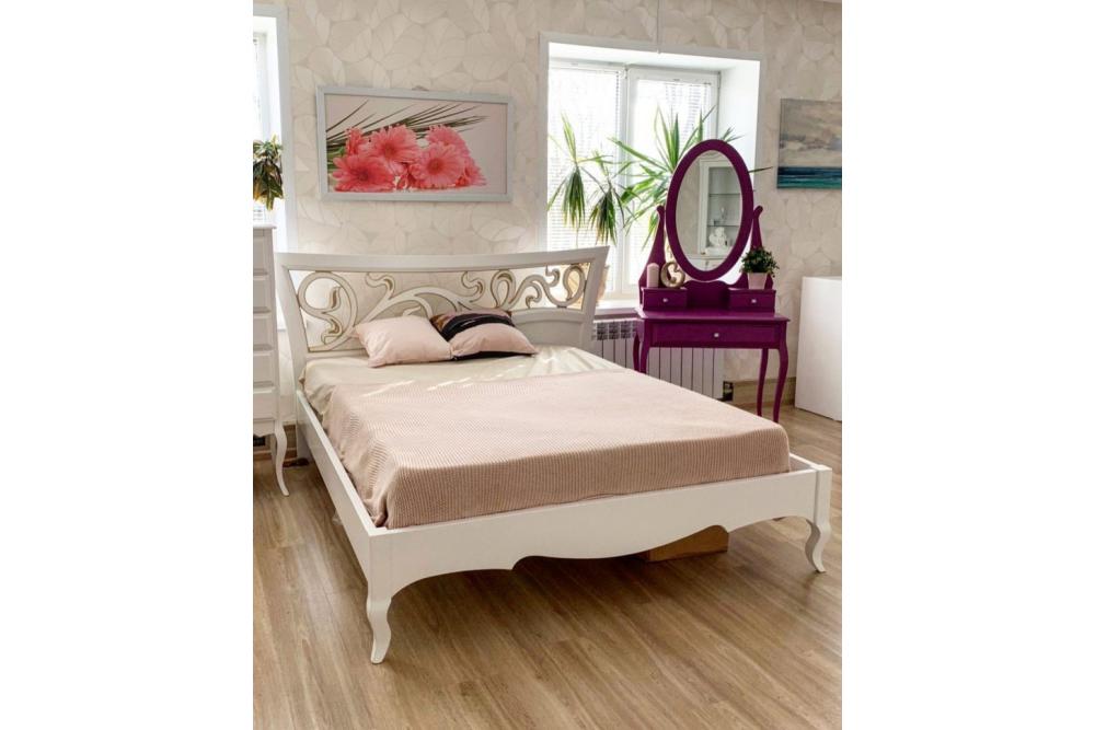 Кровать «Ханья» из массива дерева