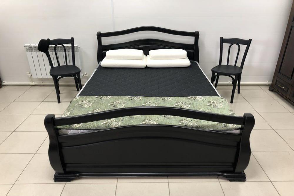 Кровать «Катерини» из массива дерева