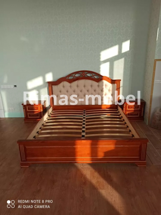 Кровать «Салерно» из массива дерева