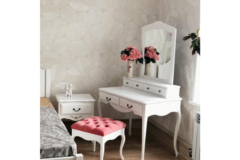 Стол «Лариса дам 1» из массива дерева