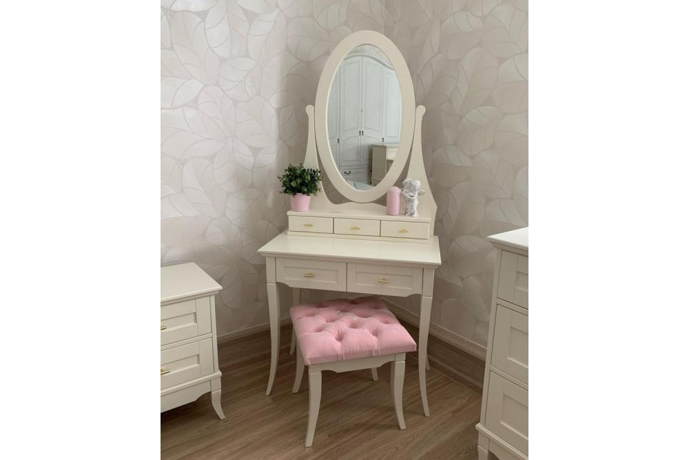 Стол «Янина дам 1» из массива дерева